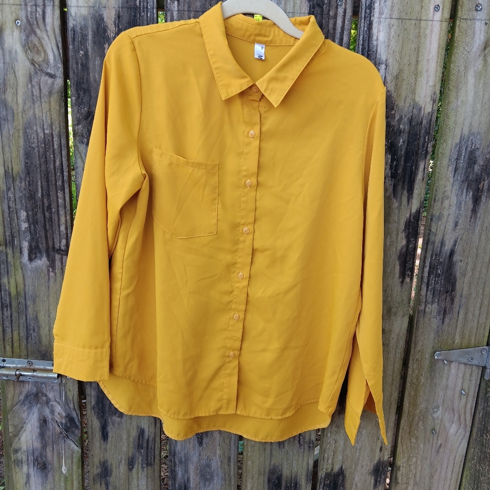 AISEW Mustard Yellow Women's Button-Up Shirt M